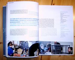 Druckfrische Broschüre Studienführer