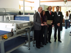 Einmalige innovative Reinigungstechnik rettet Schätze der Archive und Bibliotheken