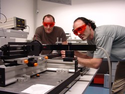 Laser-Versuchsaufbau im Rahmen des bestehenden Master-Studiengangs Optical Engingeering/Photonics