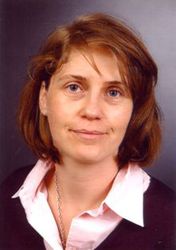 Prof. Dr. des. Nicole Riedl 