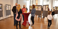 Sozialminsterin Rundt und Oberbürgermeister Meyer eröffnen Ausstellung über Vielfalt 