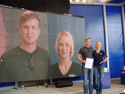 Sieger im Brückenwettbewerb der Fakultät Bauwesen wurden Julia Höpfner und Christian 